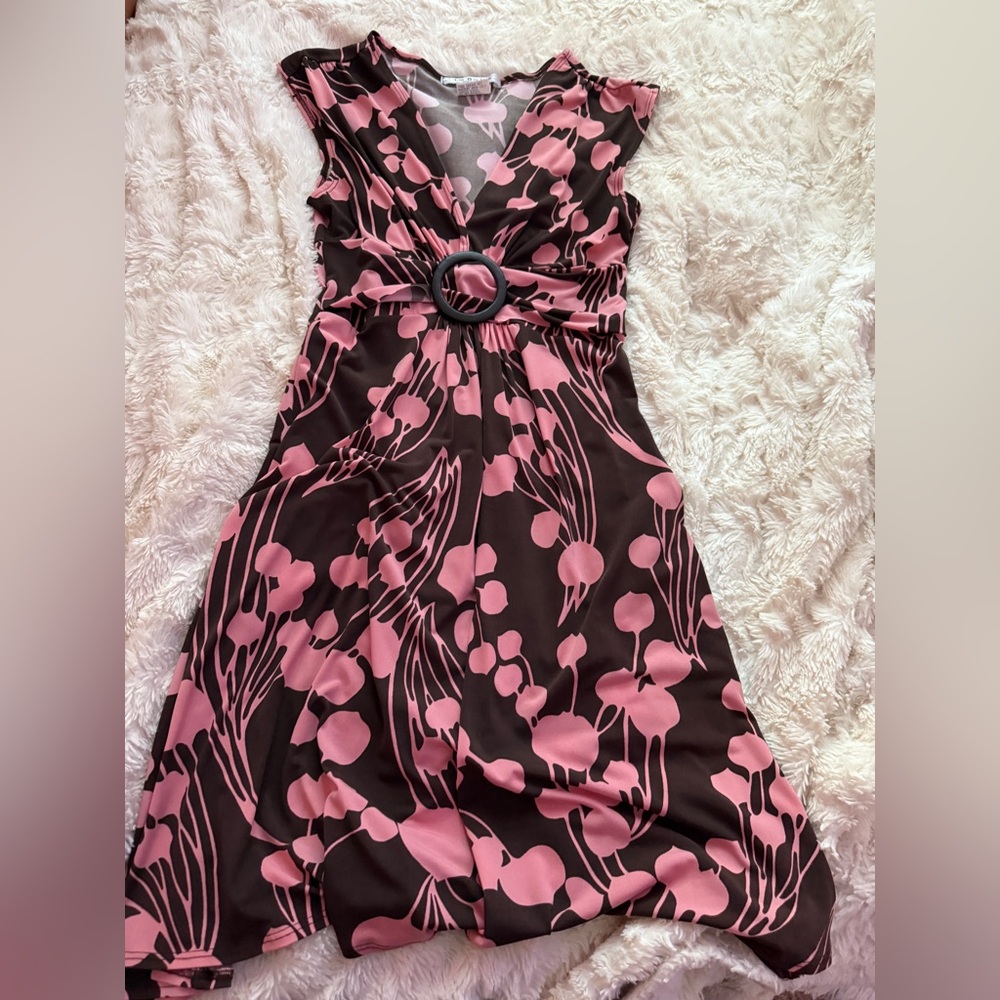 Elegant Pink and Brown Floral Dress